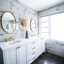 Photo Bathroom showroom