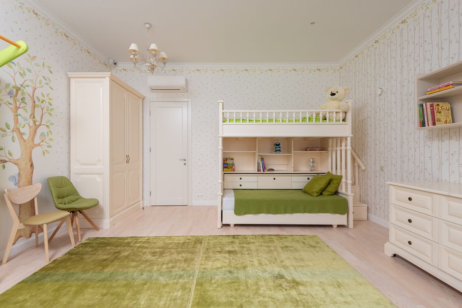Ruimteraket fotobehang ideaal voor avontuurlijke kinderkamer.
